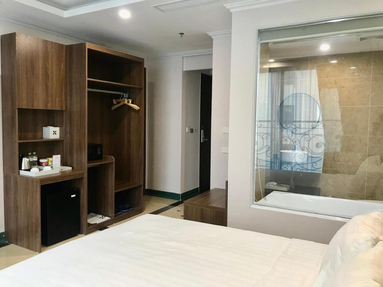 Nature Hotel Hanoi Exterior photo